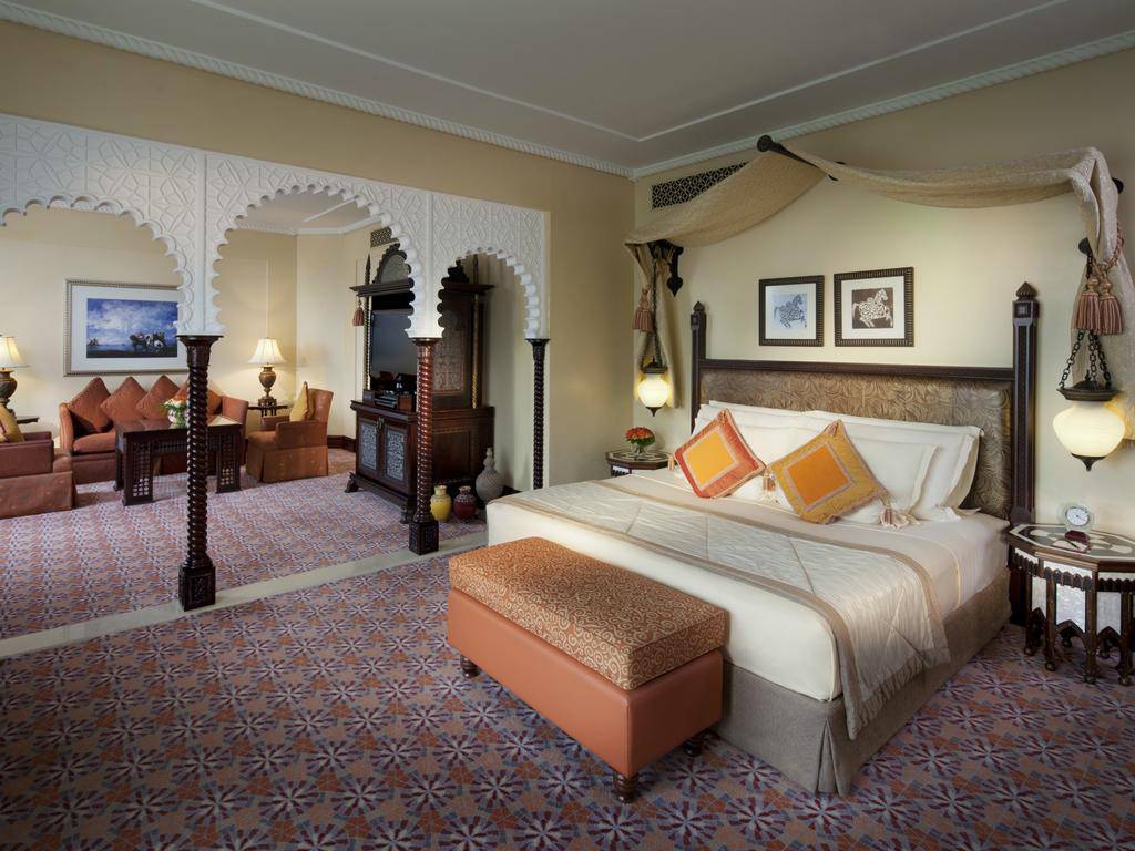 Jumeirah al Qasr комната