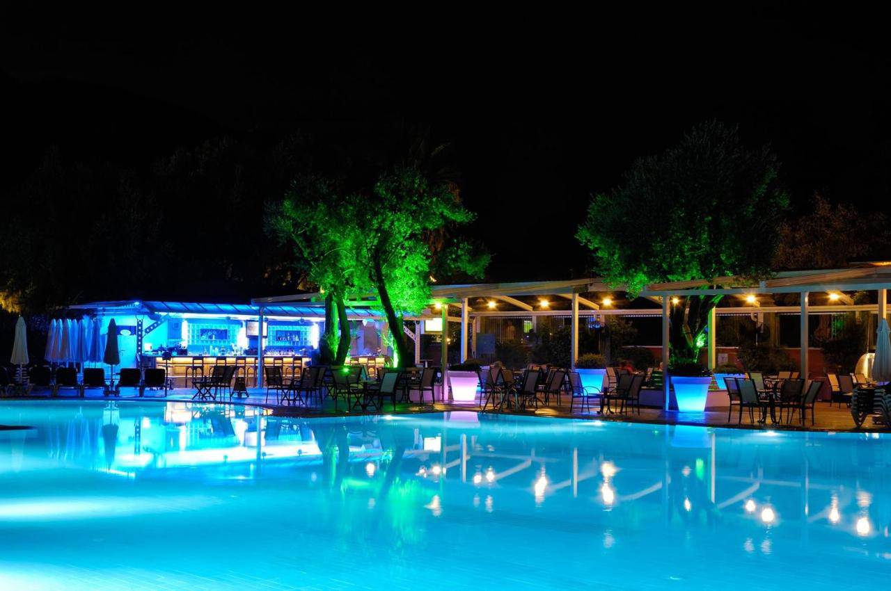 Club belcekiz beach. Отель Belcekiz Beach Club. Club Belcekiz Beach 5 Турция. Бельчекиз Бич клаб Олюдениз. Belcekiz Beach Club 5 Турция Олюдениз.