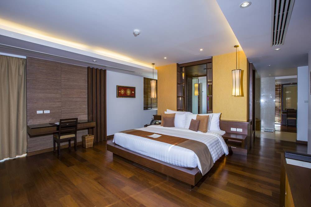 Diamond phuket bangtao. Movenpick Phuket Bangtao.