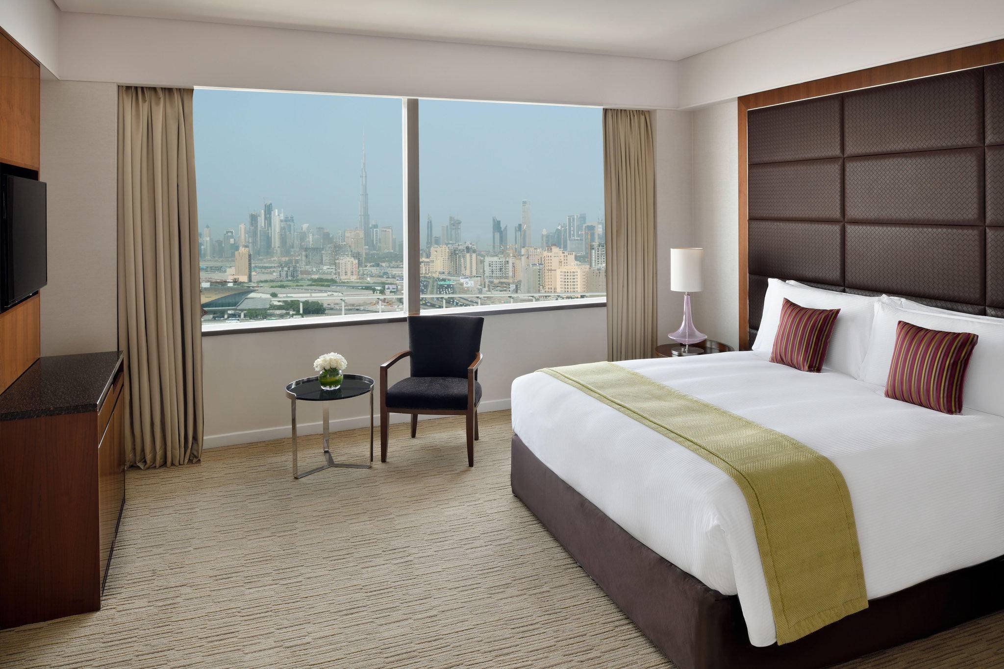 Crowne plaza jumeirah dubai 5