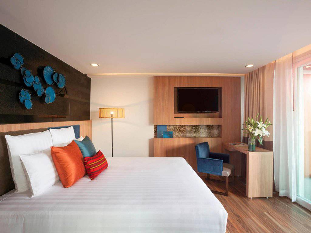 Новотель пхукет камала. ��Novotel Phuket Kamala Beach 4* - 8,2 млн. Novotel Phuket Kamala Beach фото номер. Камала Бич Новотель Пхукет отель номер с бассейном.