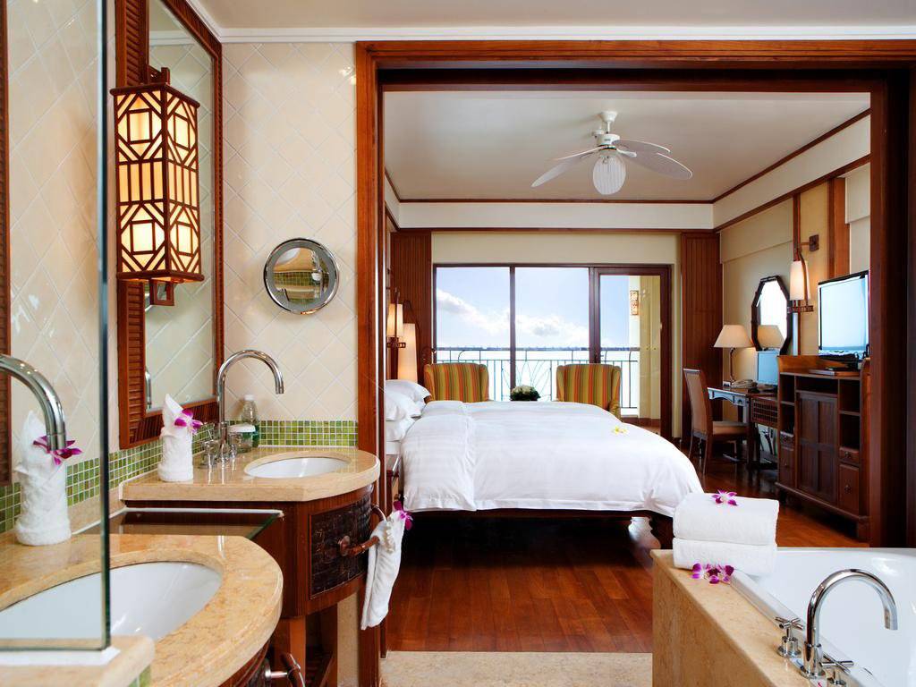 Horizon resort spa yalong bay Horizon resort spa yalong bay