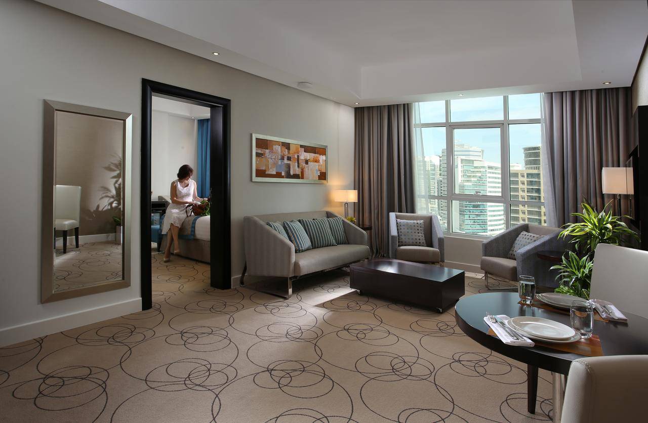 Ramada by wyndham barsha heights 4 dubai. Auris Inn al Muhanna 4 ОАЭ Дубай. Ramada by Wyndham Barsha heights (ex. Auris Inn al Muhanna Hotel) 4*. Ramada by Wyndham Dubai Barsha heights (ex.Auris Inn al Muhanna) 4* (Аль-барша). Auris Inn al Muhanna Hotel 4* букинг.