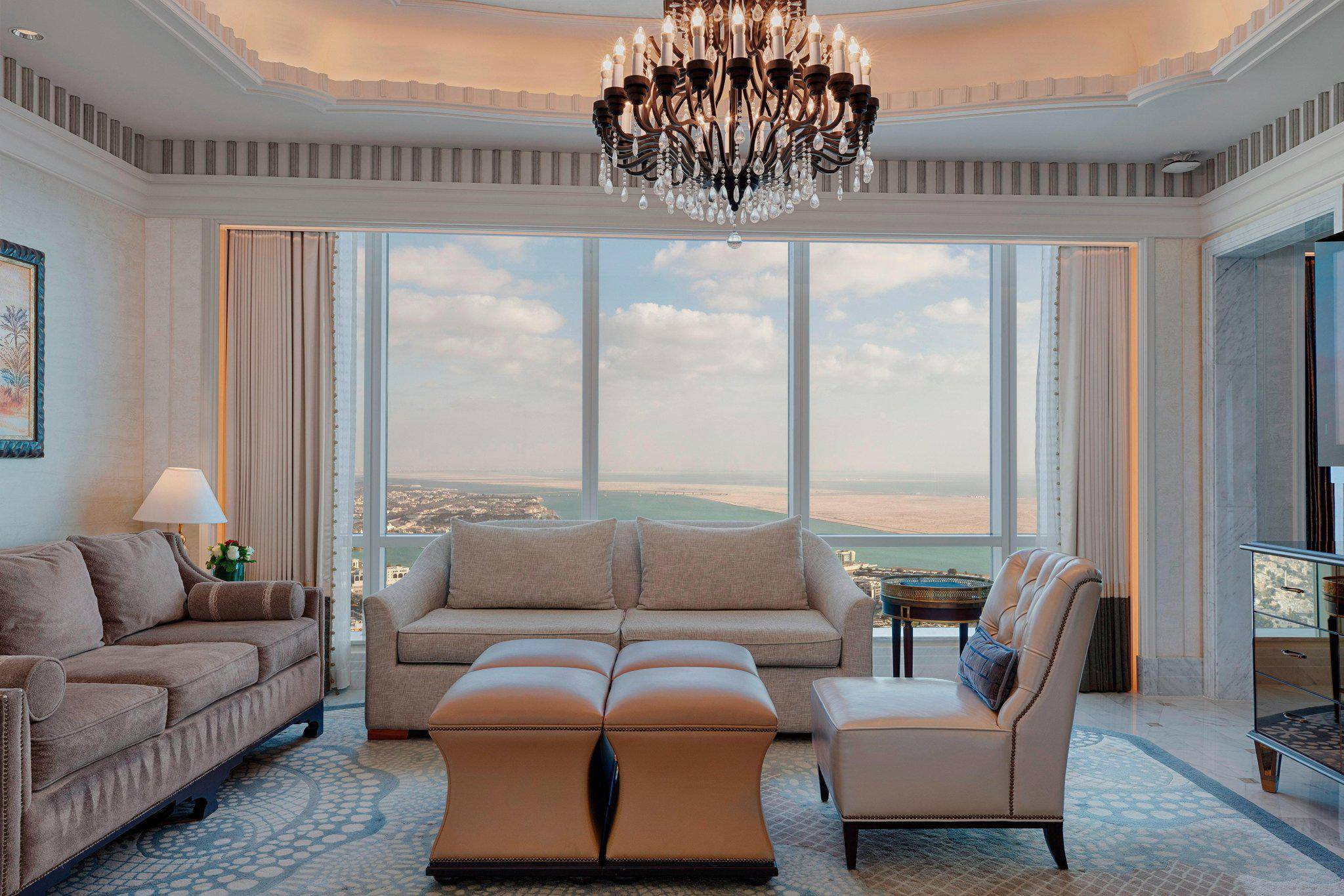 St regis abu dhabi 5. Отель St. Regis Abu Dhabi. The St. Regis Abu Dhabi 5* балконов нет. The St. Regis Abu Dhabi 5* на карте. St.Regis Cornice Abu Dhabi.