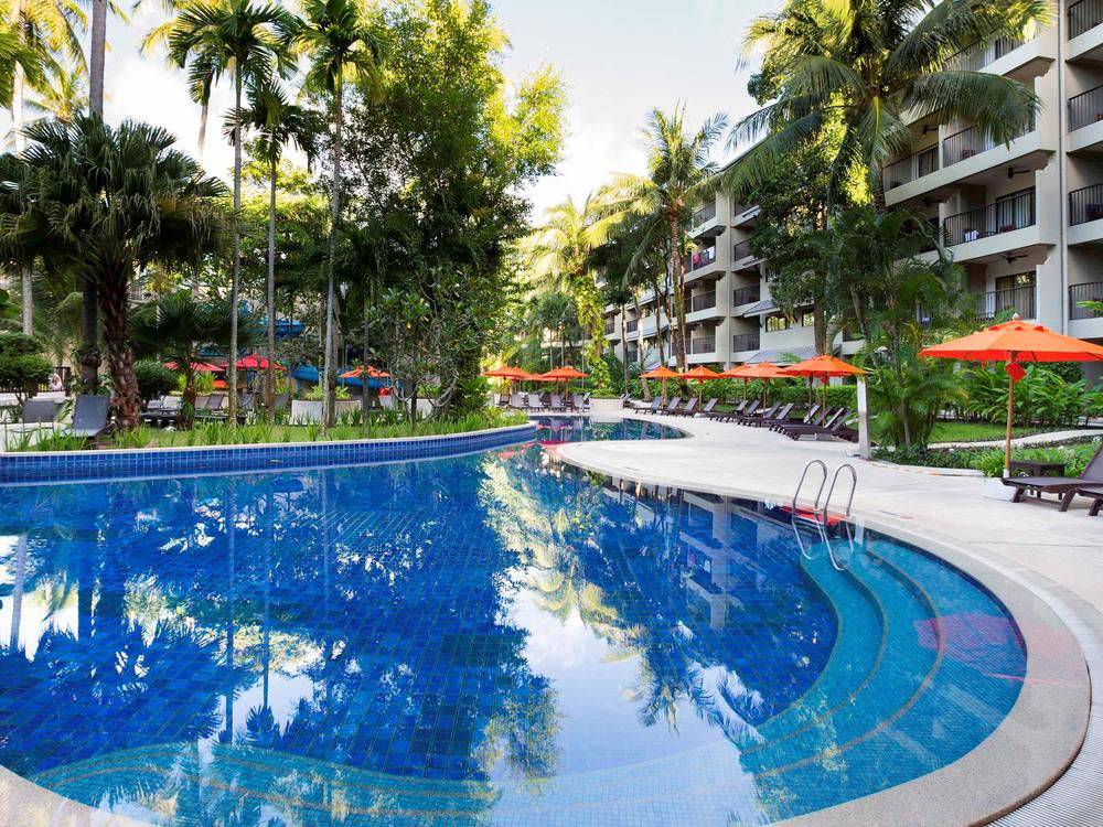 Destination resort phuket. Новотель Пхукет Сурин Бич. Destination Резорт Пхукет Сурин. Destination Resorts Phuket Surin Beach 4 Сурин. Новотель на пляже Сурин.