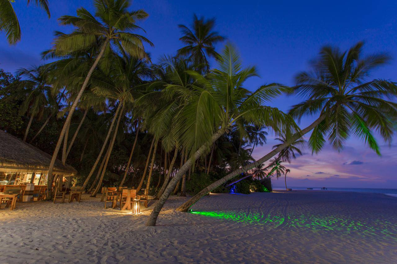 S paradise. Парадайс картинки. AAAVEEE nature's остров. AAAVEEE nature's Paradise private Island Maldives.