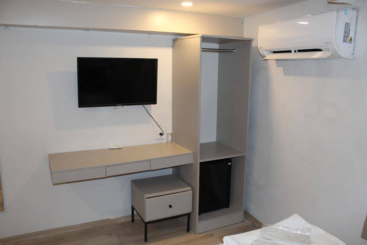 The lola hotel. The Lola Hotel Стамбул. The Lola Hotel 4 Стамбул. The Lola Hotel 3*.