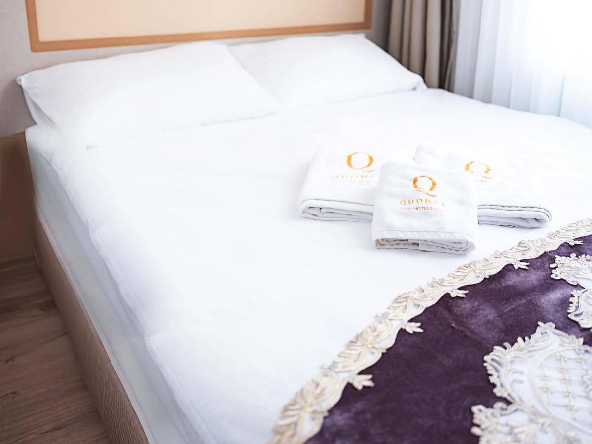 The lola hotel. Лола отель Стамбул. Турция Стамбул the Lola Hotel 4*. The Lola Hotel 3 Стамбул. The Lola Hotel 3 Султанахмет центр.
