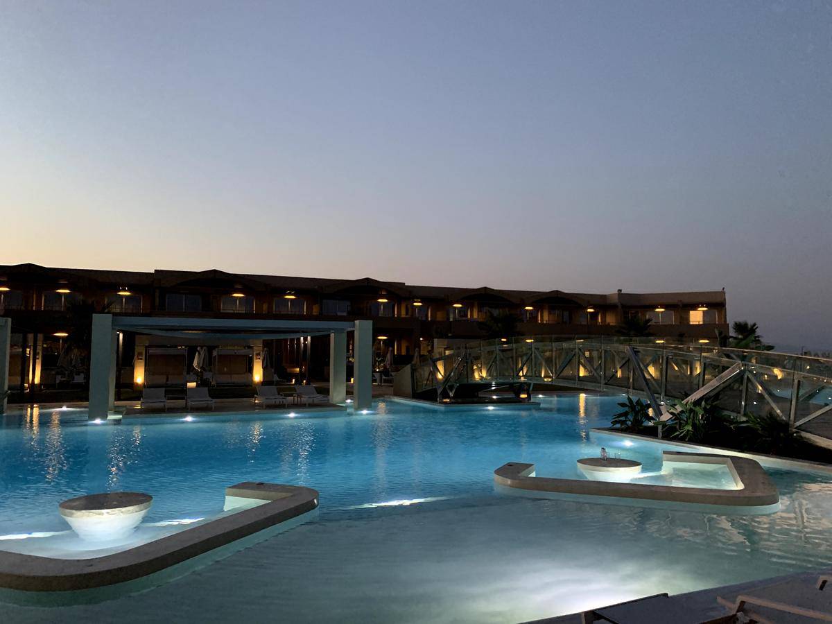 Euphoria resort. Euphoria Resort 5*. Eria Resort в Малеме, Крит, Греция. Petrothalassa, 213 00, Греция. Euphoria Hotel Resort 5 вход