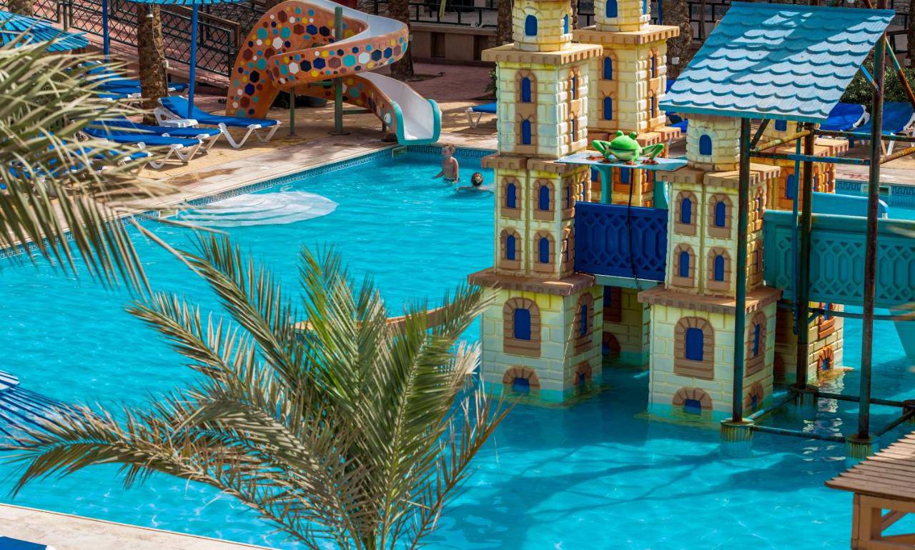 Mirage bay resort aquapark ex lillyland. Лилиленд. Lillyland Lillyland Lillyland_. Mirage Bay Resort &Aquapark (ex. Lillyland Beach Club) 20800 с человека. Mirage Bay Resort Aqua Park (ex. Lillyland Beach Club) 4 ****Египет.